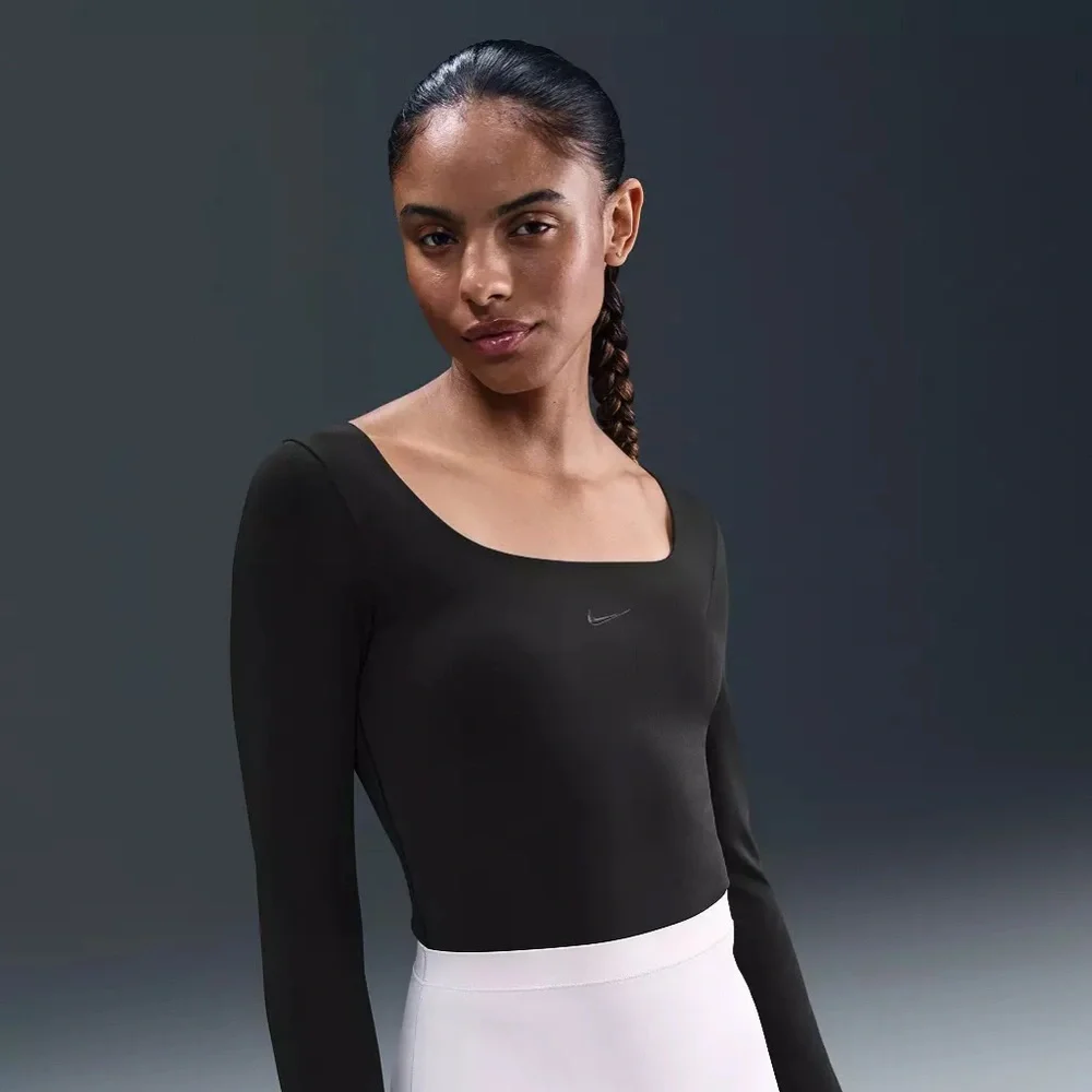 NWT Nike Form Long-Sleeve Bodysuit | Black | Size M - Picture 4 of 13